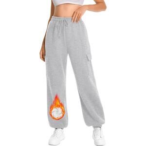 NWT Medium High Rise Baggy Cargo Jogger Sweatpants